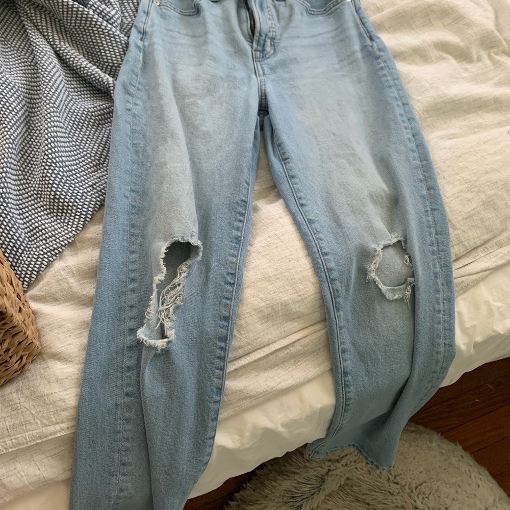 Light Blue Distressed Women's Jeans